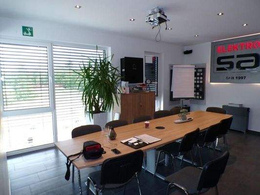 17 I.OG - Besprechungs- und Pausenraum mit Küche