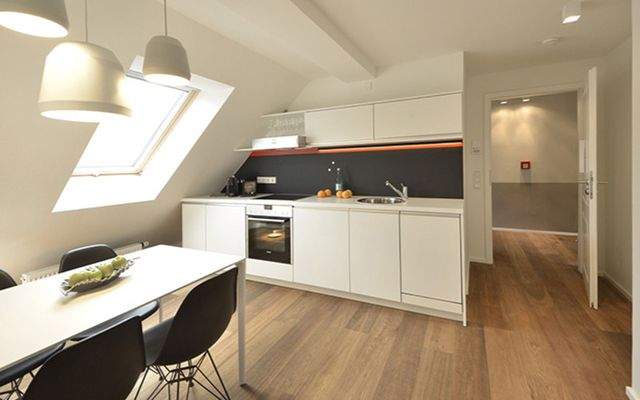 Ferienwohnung Stuttgart Küche E.jpg