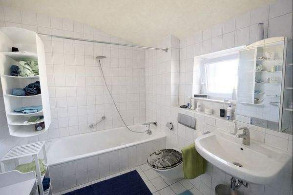 Bad mit Waschmaschinenanschluss