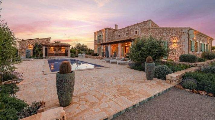 aac45228-1227-4c64-9033-3cdae31e8b84