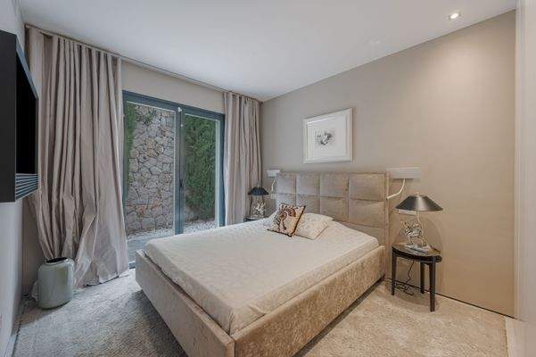 2nd master bedroom Villa Cala Vinyes