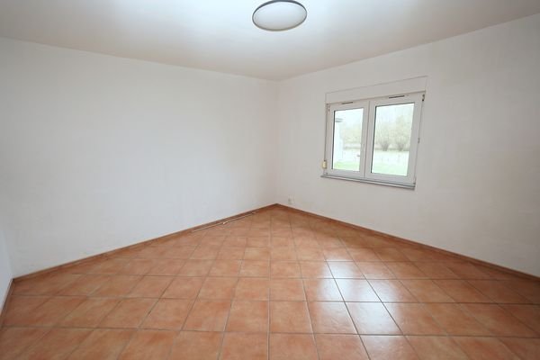7 - Schlafzimmer.JPG
