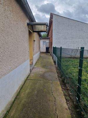 Zugang zum Hinterhof