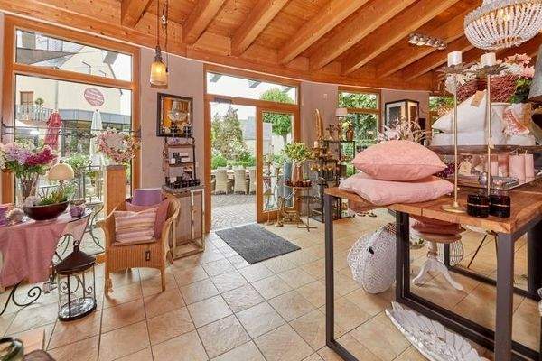 Laden-Geschäft " Vitrine"