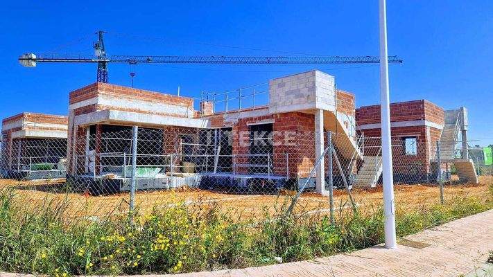 Discover Villas with Elegance & Comfort in Denia