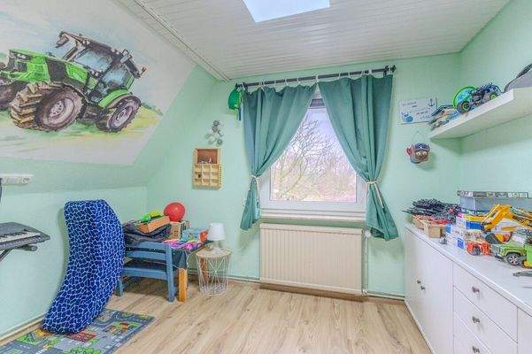 Ankleide/Kinderzimmer