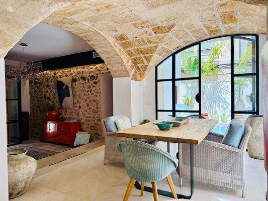 WhatsApp Image 2025-11-06 at 14.32.51 (2)