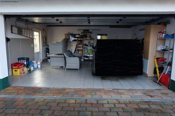 Doppelgarage