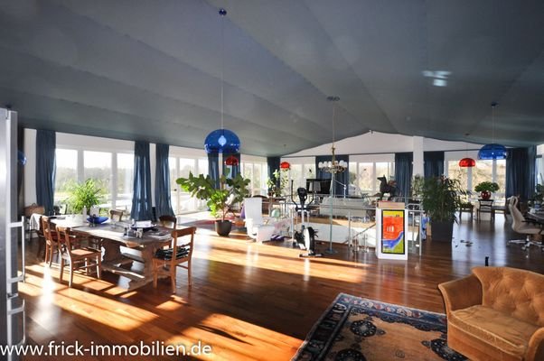 47-Studio-Zimmer OG Hinterhaus.JPG