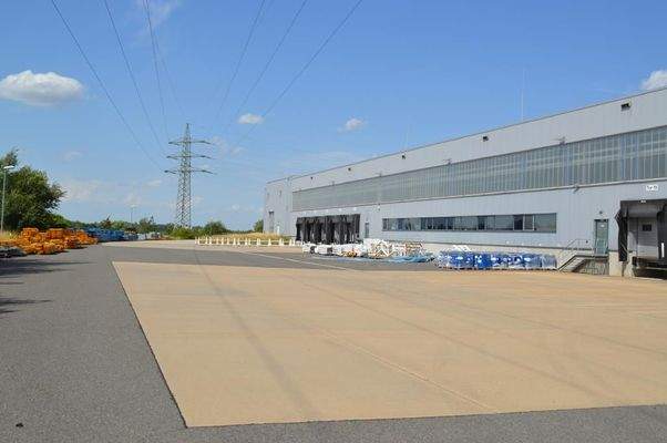 DS 802 - Anbau Logistik