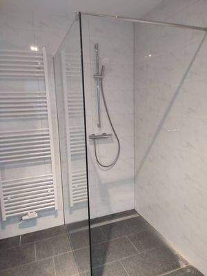 Badezimmer (Musterfoto nach Sanierung)