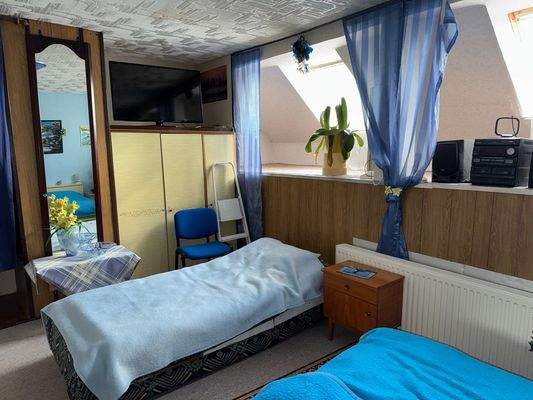 Zimmer Einliegerwohnung DG.jpeg