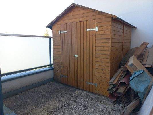 Geräteschuppen auf Terrasse Nord