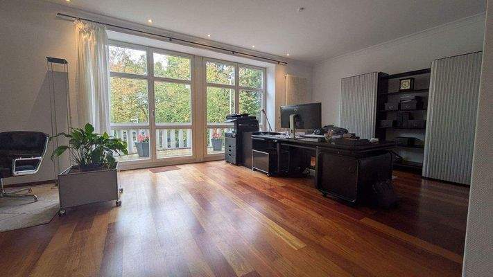 Ausgang auf den Balkon