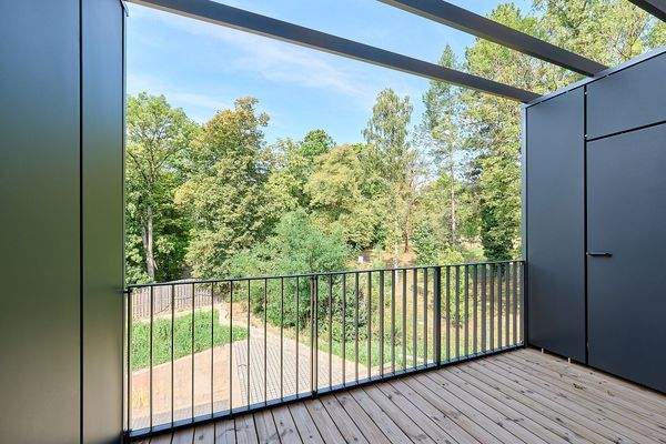 Leo III N 6.6. Balkon Blick.jpg