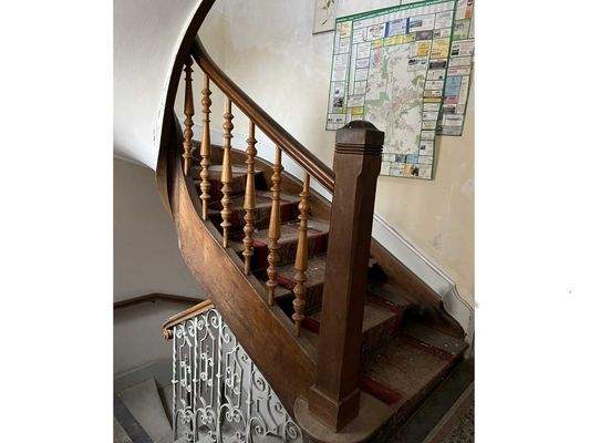 Treppe und Heizung_1