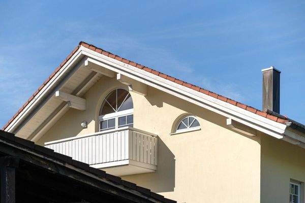 Charmantes Giebelhausdesign