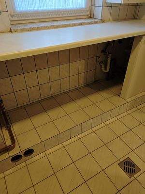 Zwei Maschinenplätze