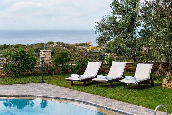 Villa-for-sale-in-Rousospiti-Houses-for-sale-in-Ro