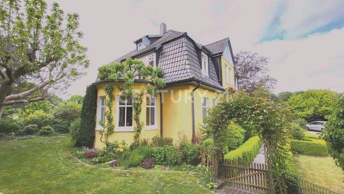 Gartenansicht auf den Erker 