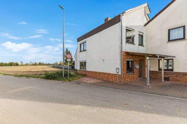 Außenansicht von Straße