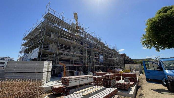 Sonnige Balkone und Terrassen garantiert