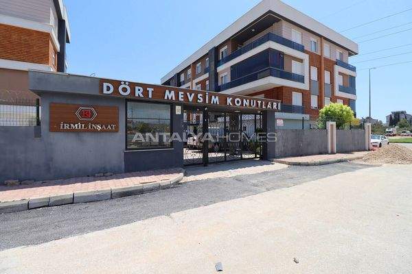 2-Bedroom Furnished Apartment in Antalya Kepez