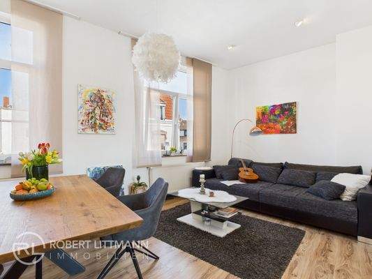 Obere Wohnung - Wohn- und Essbereich