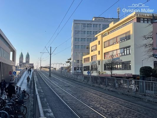 Außenansicht des Gebäudes