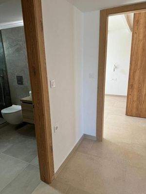 Kreta, Kournas: Malerisches Steinhaus mit bezauberndem See- und Meerblick zu verkaufen