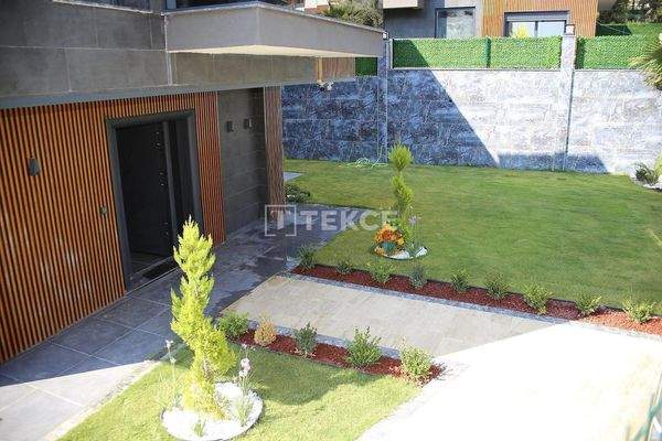 Spacious Detached Villa with Pool in an Elite Location in Kuşadası