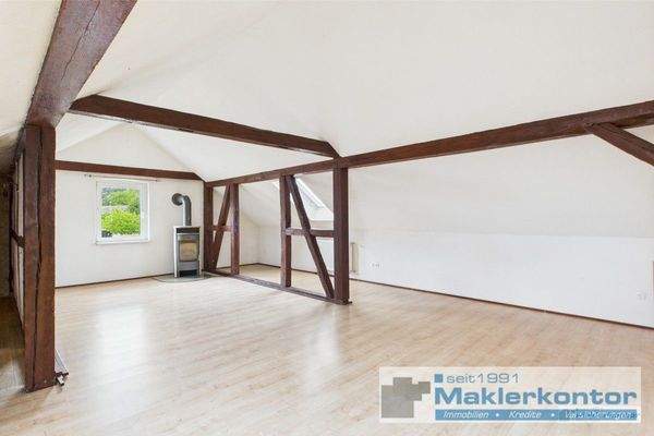 Dachgeschoss/Wohnbereich mit Kamin