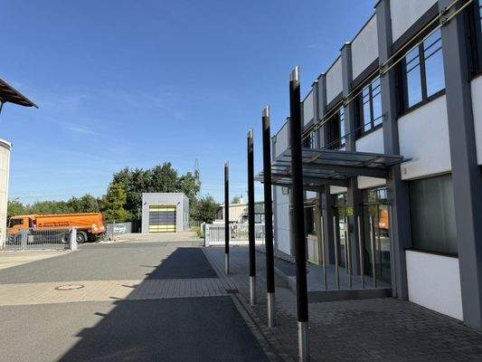 Eingangsbereich Büro.JPG