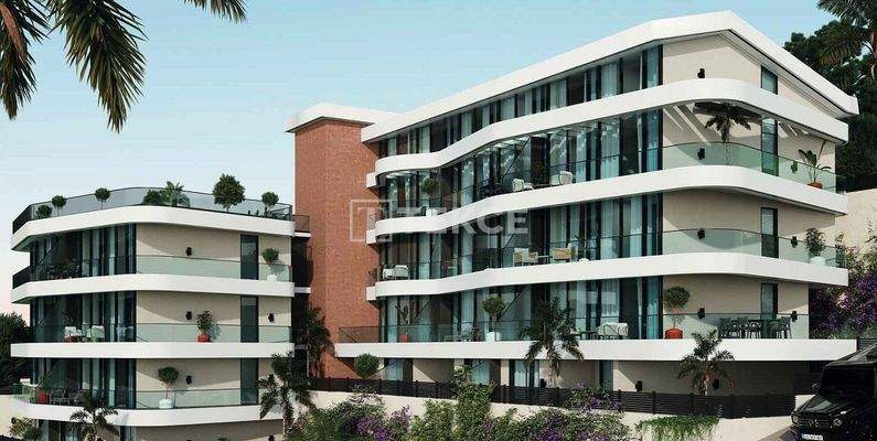 Apartments with Spacious Gardens Near the Sea in Çeşme
