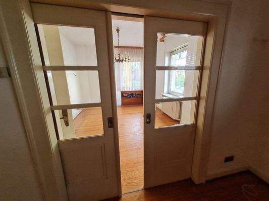 Verbindungstüre der beiden Wohnräume im Erdgeschoß