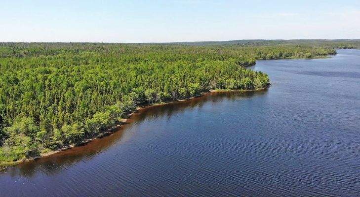 Cape Breton - Wunderschönes 11-Hektar-Areal mit 23
