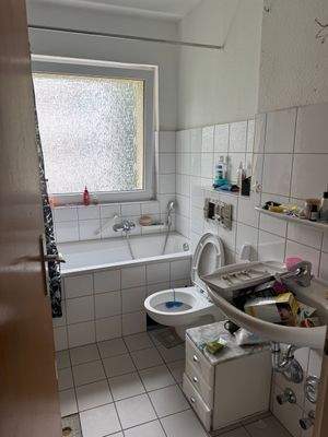 Badezimmer mit Badewanne