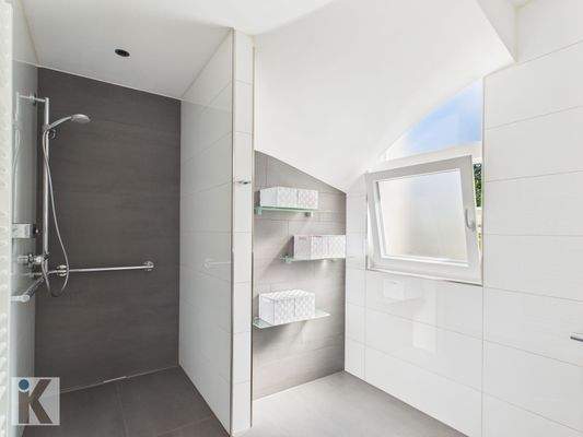 Badezimmer Erdgeschoss