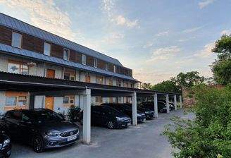 Außenansicht Eingangsbereich