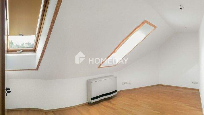 DG Arbeitszimmer/Kinderzimmer