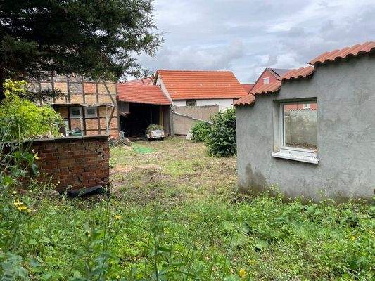 Ansicht Süd mit Abbruchgebäude