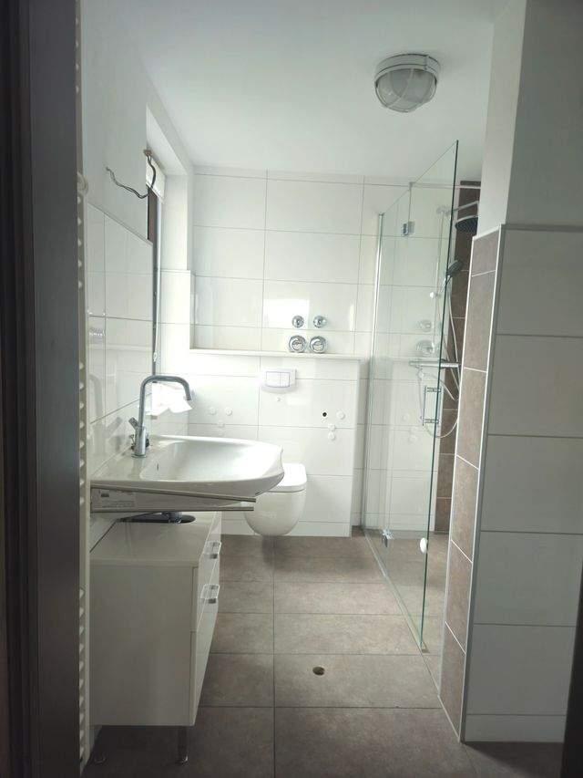 2 Zimmer-Wohnung mit tollem Blick über Lüdenscheid (Aufzug im Haus) - Foto 4