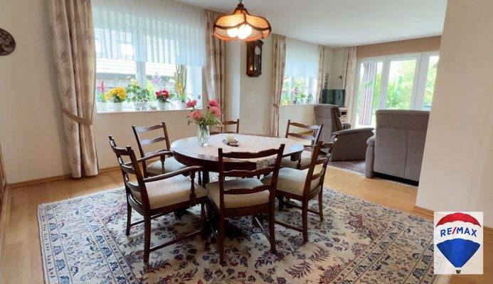 371abaad-b2d3-45d7-9901-17d8e693f3cd