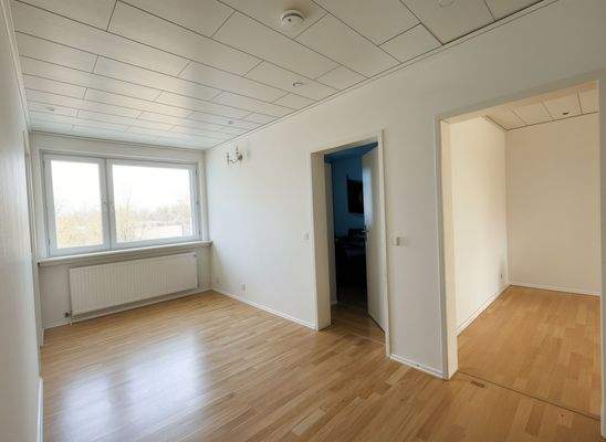 Durchgangs-/ Esszimmer