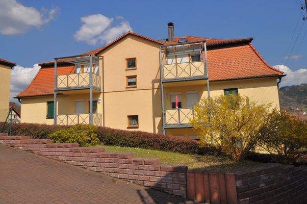 19 Wohnanlage Rückansicht.JPG