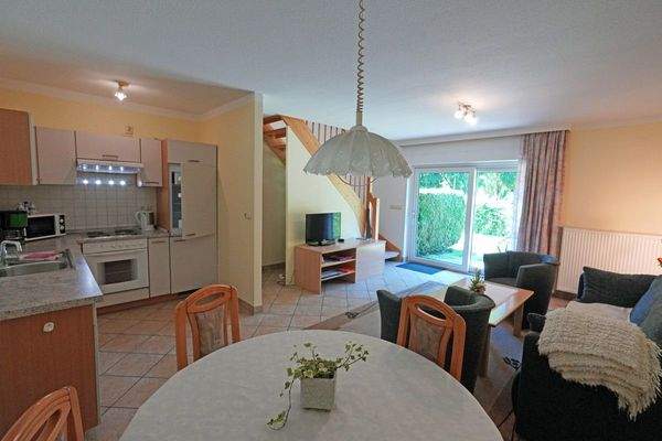 FeWo 9 Wohn- und Essbereich