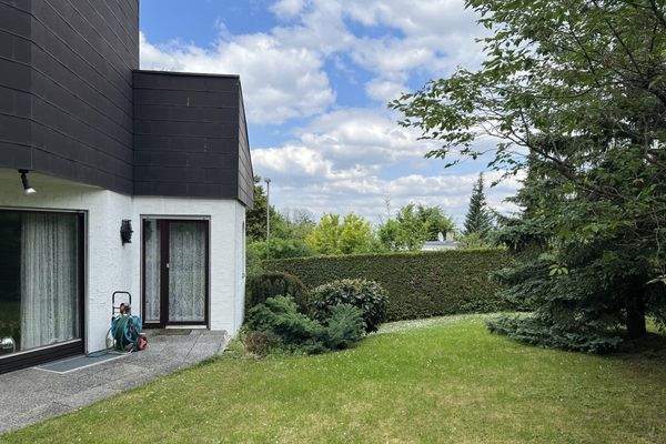 Ausgang vom Essbereich zur Terrasse bzw. Garten