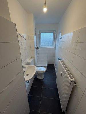 Bad mit Dusche