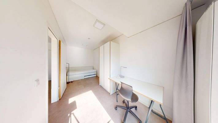 Möbliertes Schlafzimmer 1