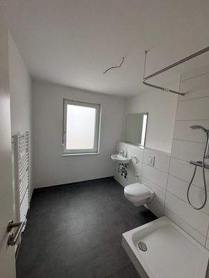 Badezimmer mit Dusche